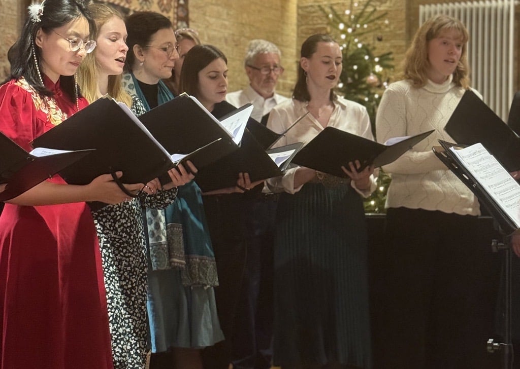 Linacre Choir Performing